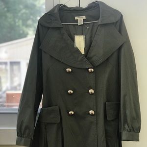 Vertigo Paris Army Green Trench Coat. New. Medium.